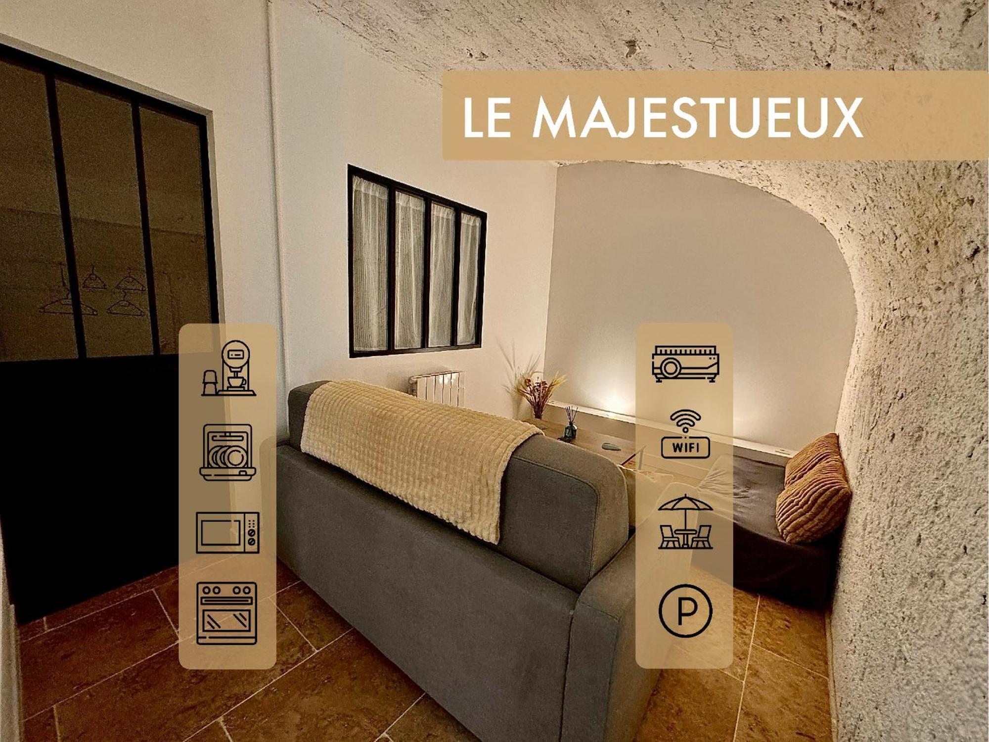 Apartamento Place De Parking Au Pied Du Logement - Spacieux Et Atypique Orléans Exterior foto
